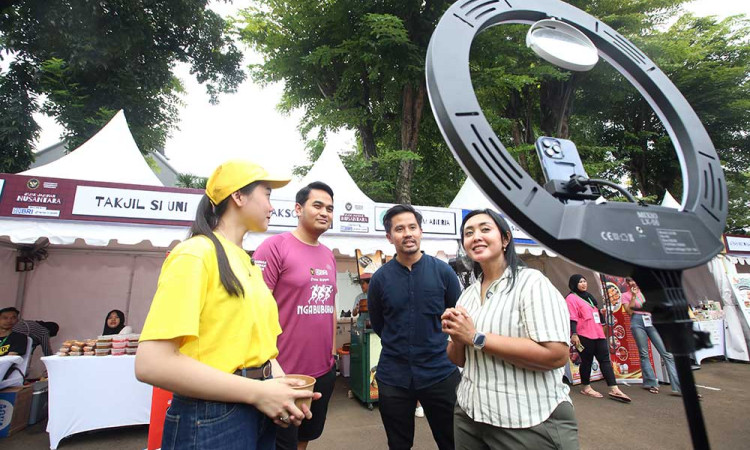 Tokopedia-TikTok Shop Dukung Kemenko PM RI Gelar Live Shopping di Bazaar Ramadan Jejak Jajanan Nusantara