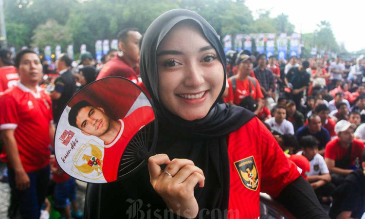 Ribuan Warga Nonton Bareng Indonesia Lawan Australia di GBK