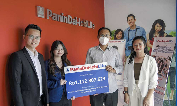 Panin Dai-ichi Life Bayarkan Klaim Rp 1,1 Miliar kepada Ahli Waris di Batam
