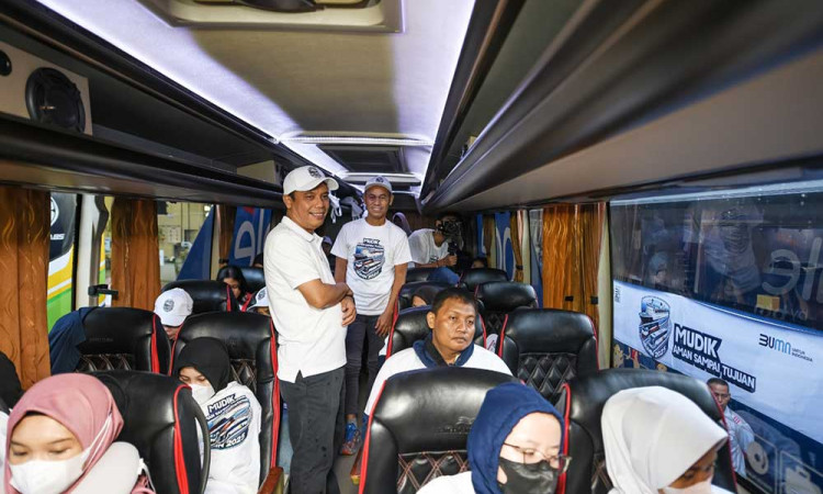 BTN Berangkatkan 1.000 Pemudik Pada Program Mudik Gratis BTN 2025