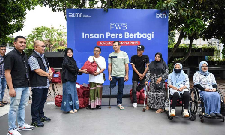 BTN Bagikan 600 Sembako Untuk Masyarakat