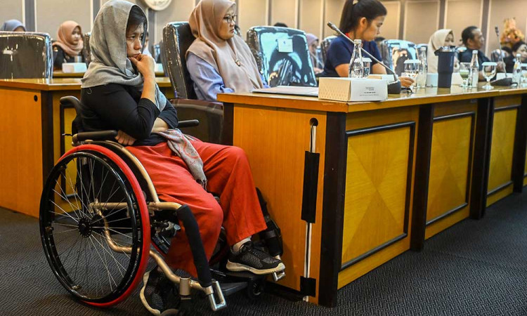 Anggota Oriental Circus Indonesia Laporkan Dugaan Pelanggaran HAM ke DPR