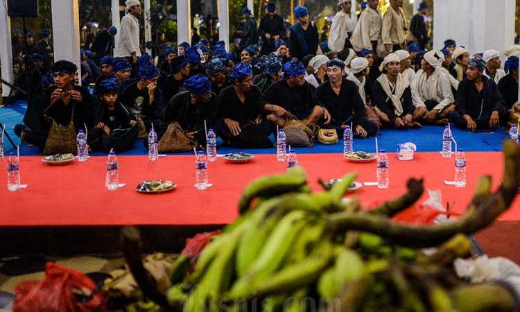 Ribuan Warga Badui Dalam dan Badui Luar Menggelar Upacara Seba