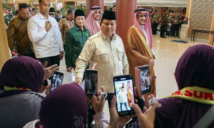 Presiden Prabowo Subianto Resmikan Terminal Khusus Haji dan Umrah
