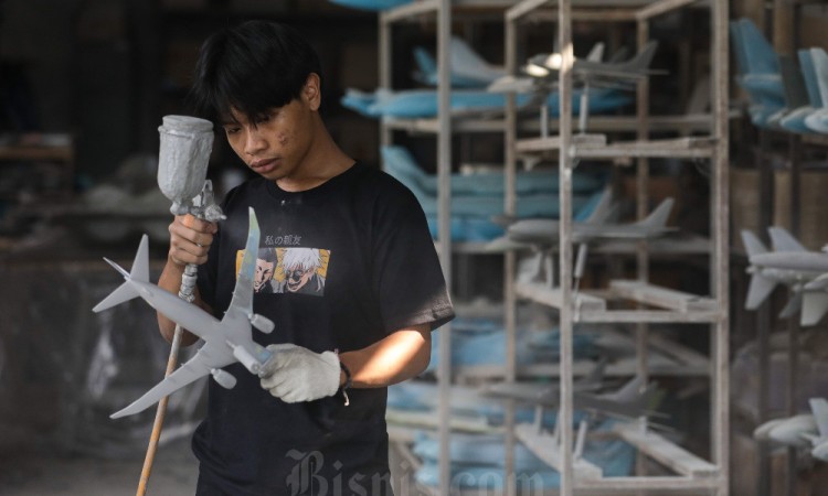 Kementerian UMKM Targetkan Penyaluran KUR Senilai Rp300 Triliun Pada 2025