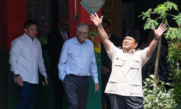 Presiden Prabowo Subianto Temani Bill Gates Tinjau Program Makan Bergizi Gratis (MBG)