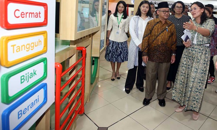 Kemendikdasmen Luncurkan Program Pendidikan Berbasis Teknologi