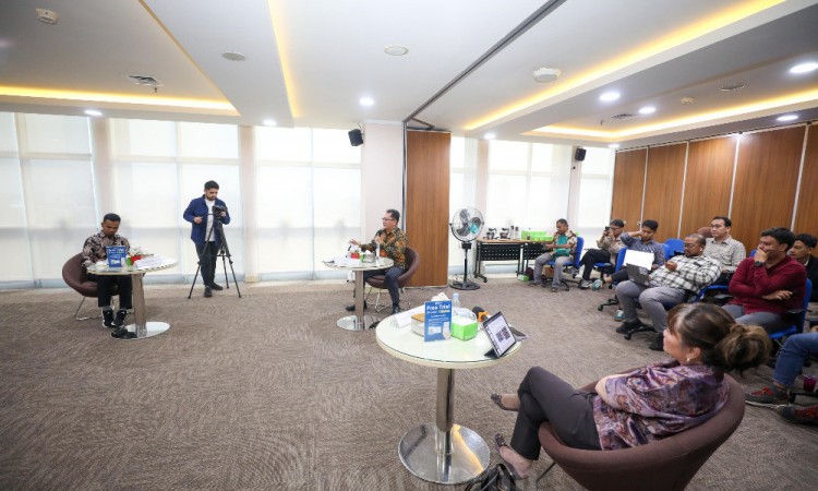 Bisnis Indonesia Forum Mengulas Dampak Ketegangan Geopolitik Terhadap Perekonomian Nasional