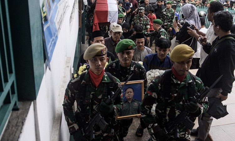 Pemakaman Prajurit TNI Korban Ledakan Amunisi