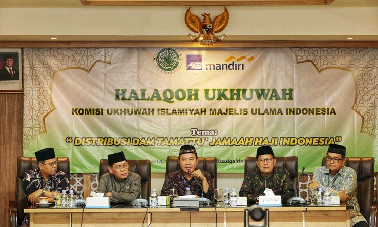 AXA Mandiri Salurkan Surplus Underwriting 2023