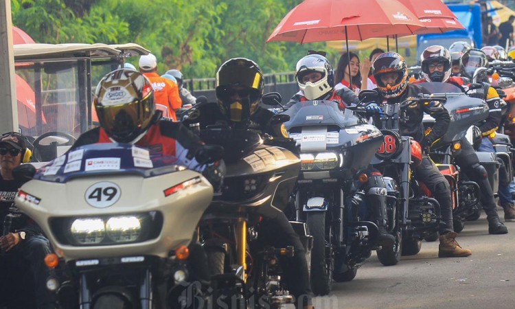 Uji Ketangkasan dan Keterampilan Mengendarai Harley Davidson