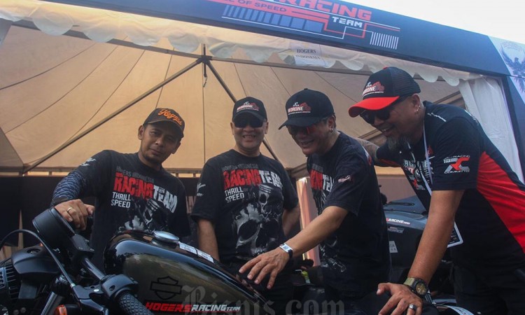 Uji Ketangkasan dan Keterampilan Mengendarai Harley Davidson