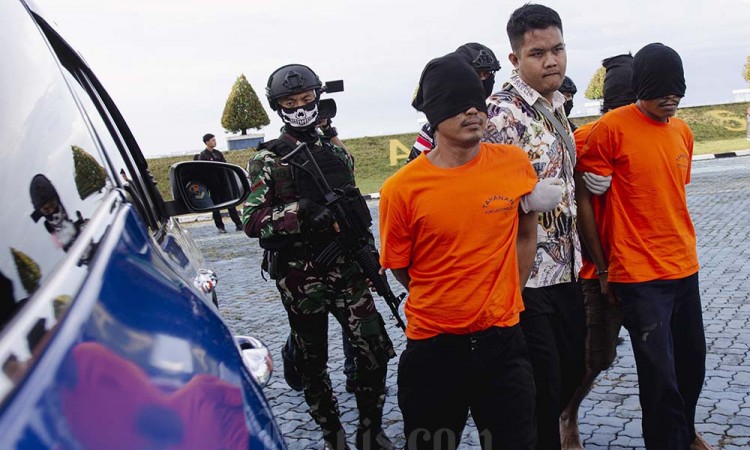 TNI AL Lantamal IV Batam Gagalkan Penyelundupan Sabu 705 Kg dan Kokain 1,2 Ton