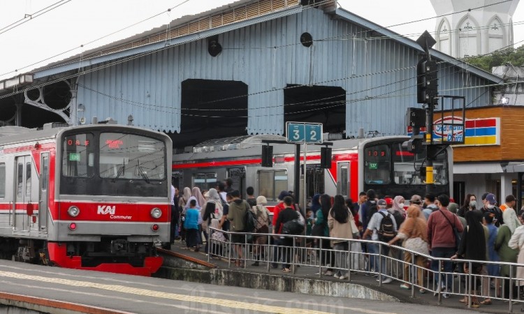 Volume Pengguna KRL