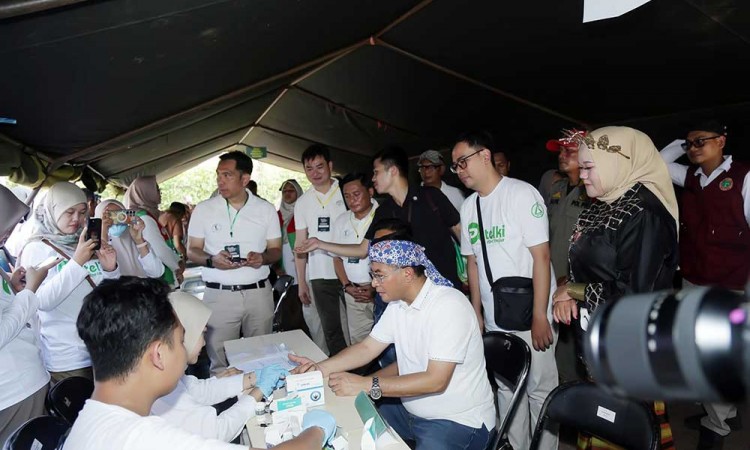 Gelar Pesta Rakyat Cianjur, Wagub Erwan Apresiasi Nuritek dan Klinik Harapan Sehat