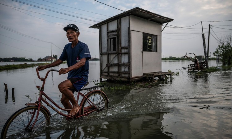 Belasan Ribu Warga di Demak Terdampak Banjir Akibat Jebolnya Tanggul Sungai Tuntang
