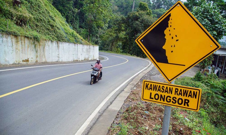 BMKG Peringatkan Potensi Cuaca Ekstrem di Wilayah Jawa Timur