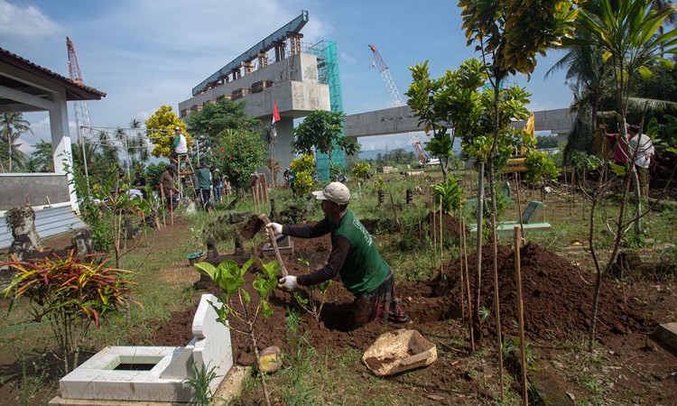 Relokasi Makam Terdampak Proyek Tol Yogya-Bawen