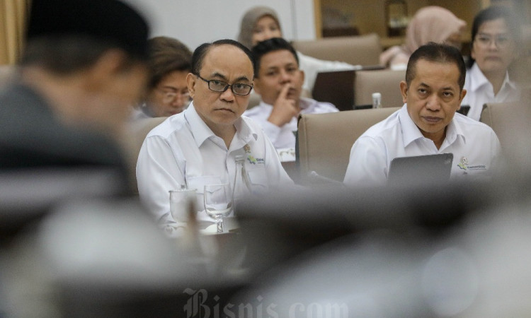 Rapat Kerja Komisi VI DPR Dengan Menteri Koperasi