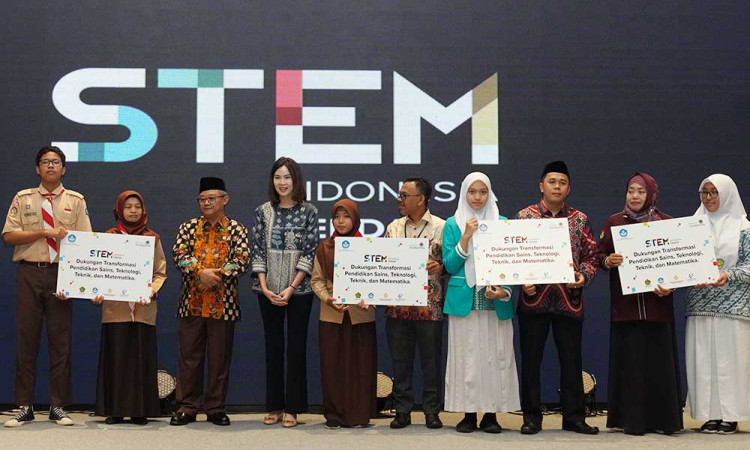 Riady Foundation Alokasikan Rp500 Miliar Untuk Transformasi 10 Juta Siswa Melalui Fondasi Ai-Stem