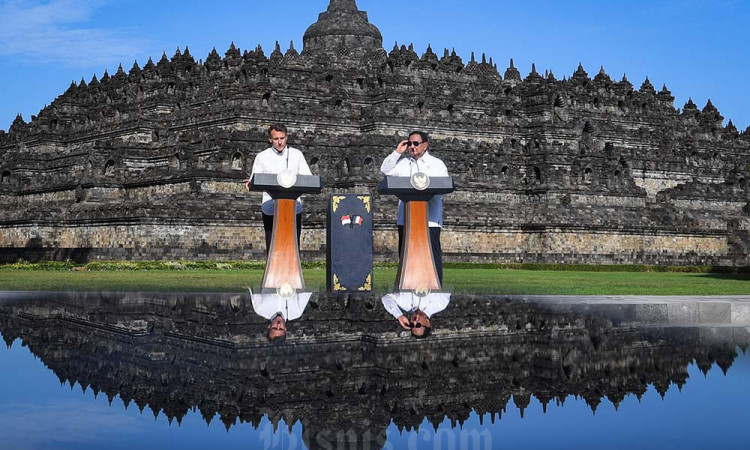 Presiden Prabowo dan Presiden Macron Kunjungi Candi Borobudur