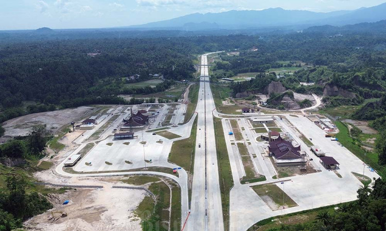 Tol Padang-Pekanbaru Seksi Padang-Sicincin Mulai Beroperasi