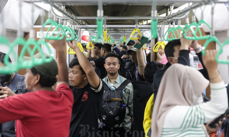 Rangkaian KRL Baru Dari China Resmi Beroperasi di Layanan Commuter Line jalur Bogor dan Cikarang