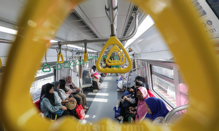 Rangkaian KRL Baru Dari China Resmi Beroperasi di Layanan Commuter Line jalur Bogor dan Cikarang