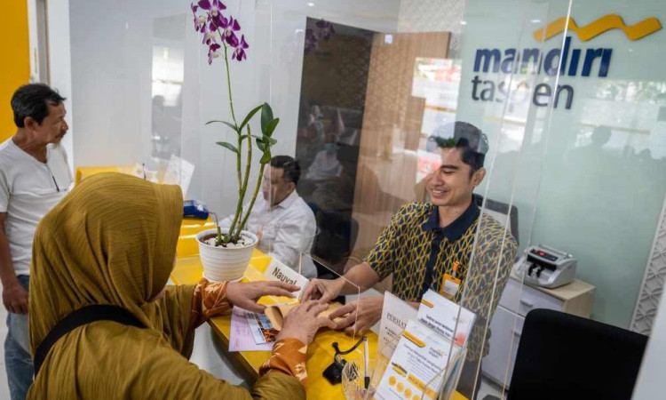 Penyaluran Gaji ke-13 Pensiunan ASN