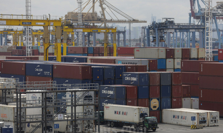 Neraca Perdagangan April Alami Surplus Sebesar US$160 Juta