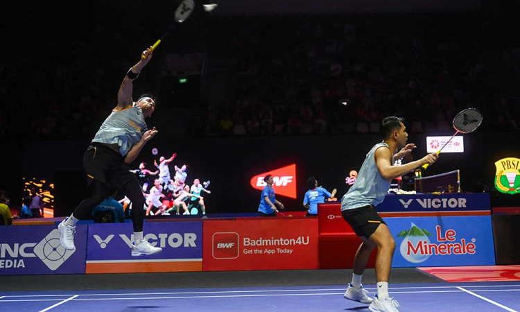 Fajar/Ardianto Berhasil Melaju Ke Babak 16 Besar Kapal Api Indonesia Open 2025