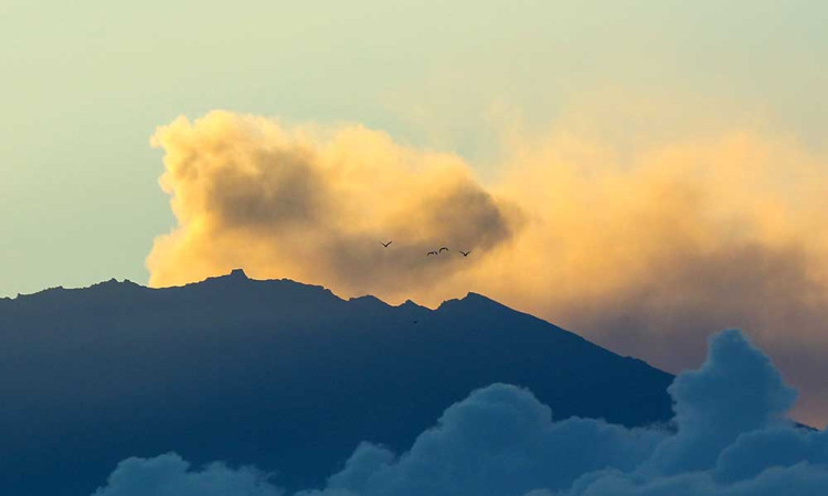 Gunung Api Raung Kembali Erupsi dan Berada Pada Status Level II