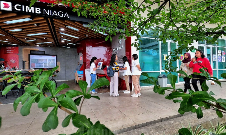 Optimalisasi Cimb Niaga Digital Lounge @Campus