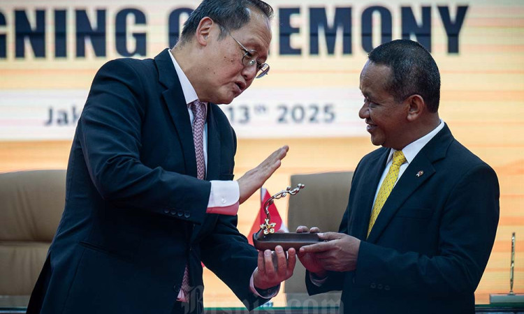 Indonesia Ekspor Listrik Bersih ke Singapura Berkapasitas 3,4 Gigawatt