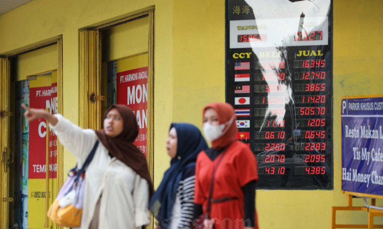 Pembatasan Izin Usaha Penukaran Valuta Asing di Jakarta