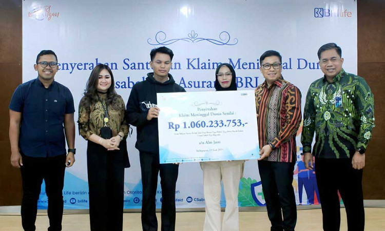 BRI Life Bayarkan Klaim dan Manfaat Sebesar Rp1,5 Miliar Pada Nasabah