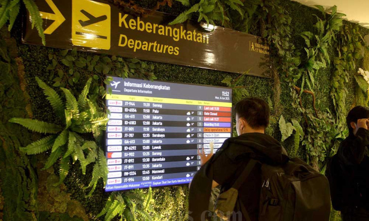 Jumlah Penumpang Angkutan Udara Domestik Pada April 2025 Naik 25,60%