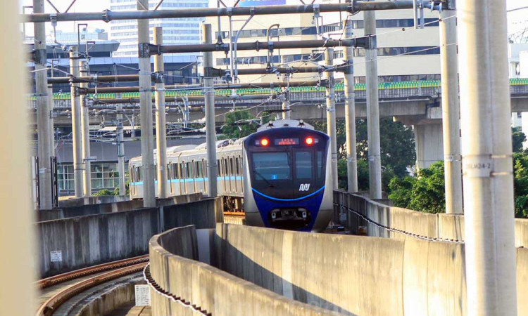 Sebanyak 3.692.387 Pelanggan Naik MRT Jakarta Sepanjang Mei 2025
