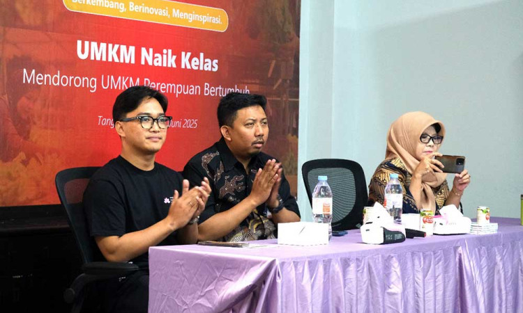 Kolaborasi MEKAR, Koperasi AKR Syariah, dan Yayasan Trilaksmi Hadirkan Solusi Nyata Untuk Dorong UMKM Naik Kelas