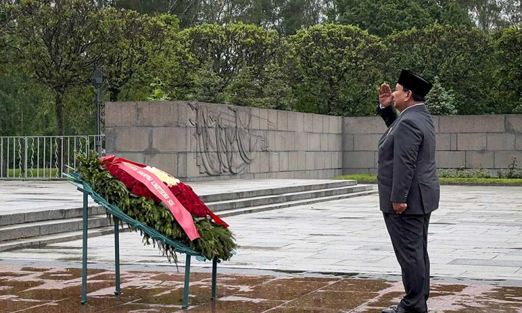 Presiden Prabowo Subianto Beri Penghormatan Untuk Mengenang Tragedi Pengepungan Leningrad