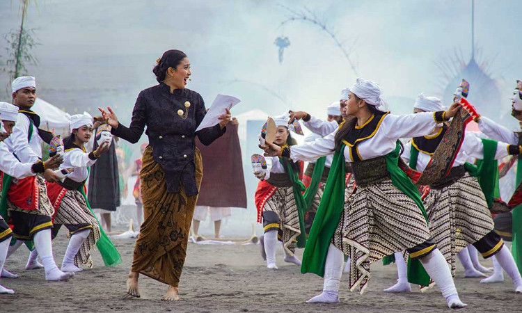 Persiapan Gelaran Eksotika Bromo di kawasan Taman Nasional Bromo Tengger Semeru (TNBTS)