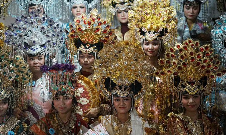 Suku Buton di Sulawesi Tenggara Gelar Tiga Rangkaian Tradisi Ritual Kahiyaa