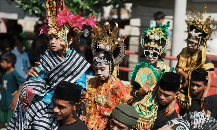 Suku Buton di Sulawesi Tenggara Gelar Tiga Rangkaian Tradisi Ritual Kahiyaa