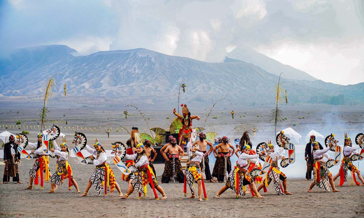 Eksotika Bromo 2025 Ajang Pertemuan Lintas Budaya