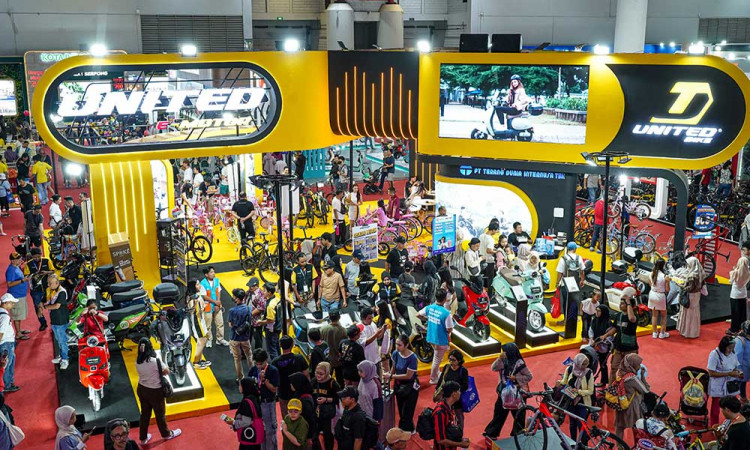 Sepeda Listrik dan Motor Listrik United Tampil di Jakarta Fair 2025