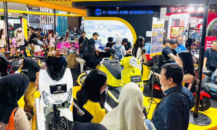 United E-Motor Tawarkan Diskon Motor Listrik Hingga Rp16 Juta