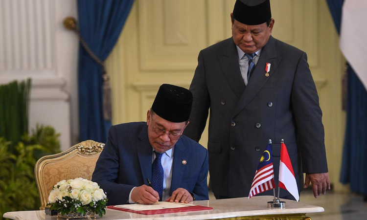 Presiden Prabowo dan PM Anwar Bertemu, Bahas Ambalat Hingga Palestina