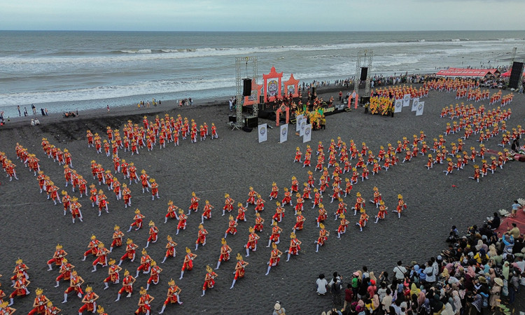 Festival Segoro Topeng Kaliwungu