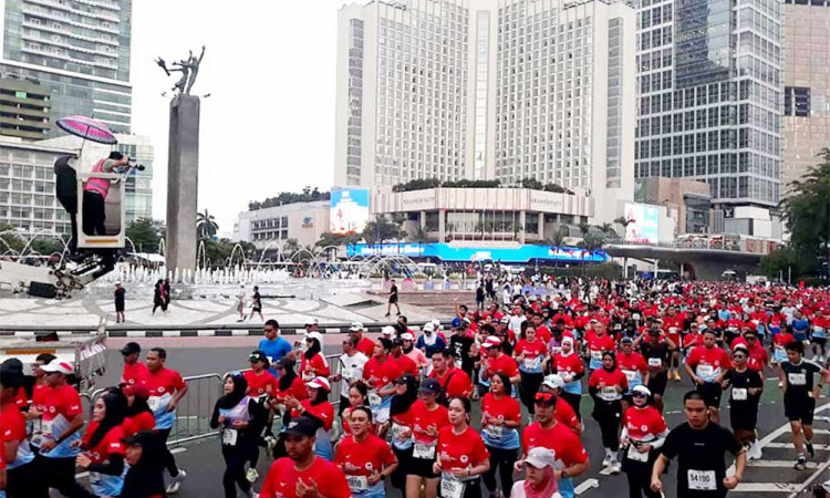 Lautan Manusia Penuhi Jalan Sudirman Thamrin Saat BTN Jakim 2025