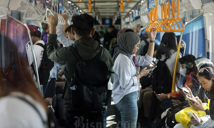 Sambut HUT Bhayangkara, Pemprov DKI Jakarta Terapkan Tarif Rp1 Untuk Transportasi Umum